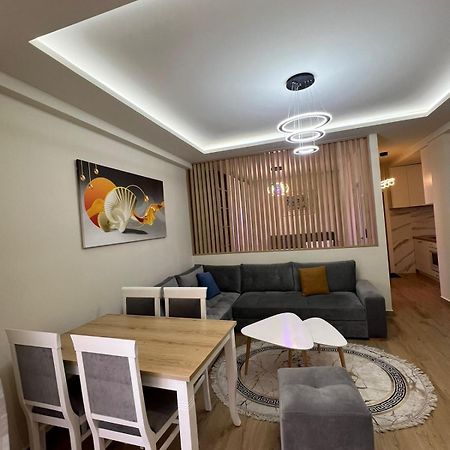Condor Center Luxury Apartment Tirana Exterior foto
