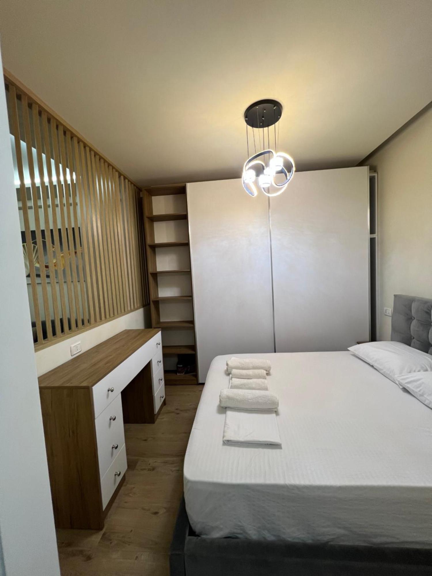 Condor Center Luxury Apartment Tirana Exterior foto